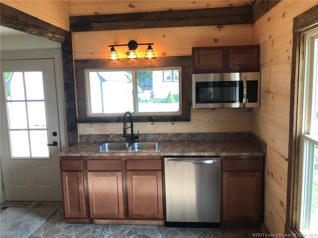 110 West Main Street Hanover, IN 47243 - Photo 8 of 43
