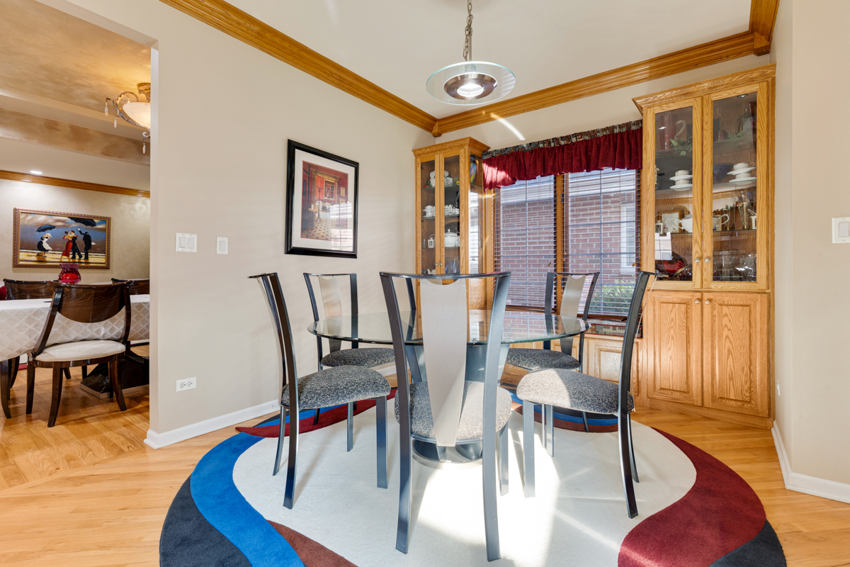 5705 South Natoma Avenue Chicago, IL 60638 - Photo 8 of 31