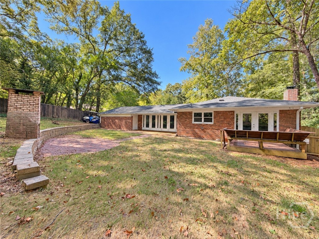 278 Rhodes Drive Athens, GA 30606 - Photo 2 of 29 Gallery Image 2