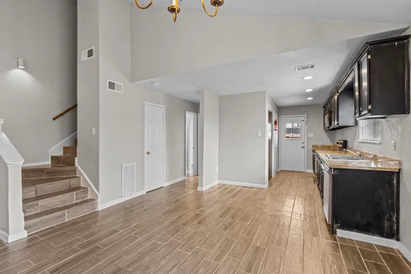 $1,350 | 7823 Bateman Lane, Unit 7823, Houston, TX 77088