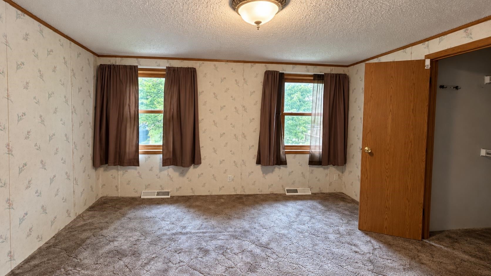 230331 Colonial Road Wausau, WI 54403 - Photo 15 of 29 Gallery Image 15