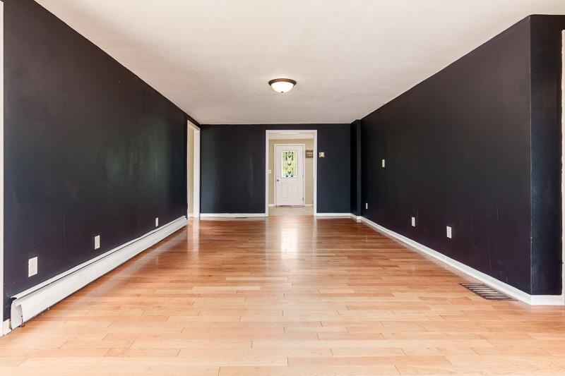 933 Gleasman Road Roscoe, IL 61073 - Photo 11 of 60 Gallery Image 11