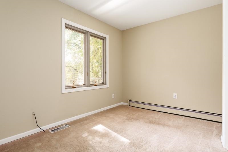 933 Gleasman Road Roscoe, IL 61073 - Photo 23 of 60 Gallery Image 23