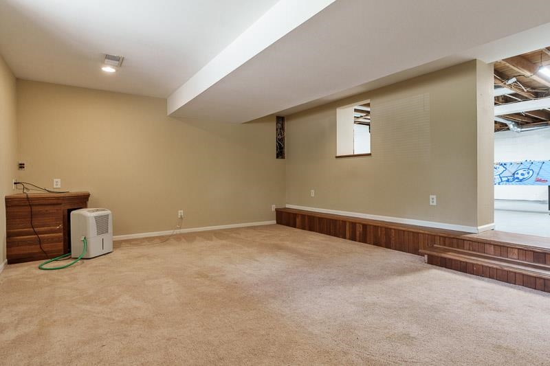 933 Gleasman Road Roscoe, IL 61073 - Photo 38 of 60 Gallery Image 38