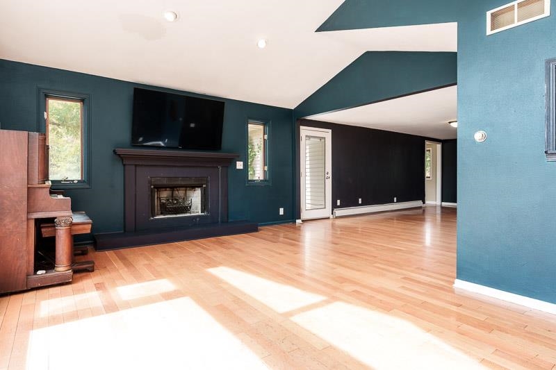 933 Gleasman Road Roscoe, IL 61073 - Photo 6 of 60 Gallery Image 6
