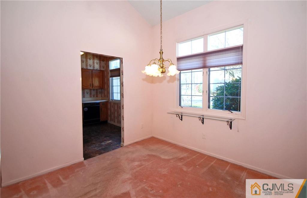 35 Winthrop Road Monroe Township, NJ 08831 - Photo 5 of 21 Gallery Image 5