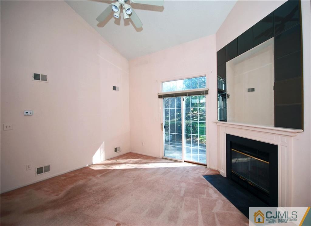 35 Winthrop Road Monroe Township, NJ 08831 - Photo 9 of 21 Gallery Image 9