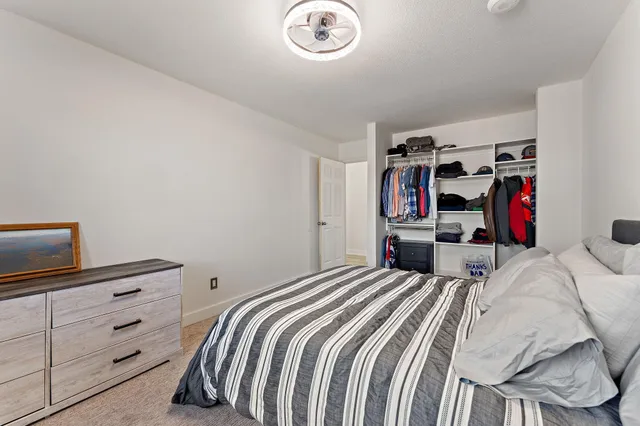 $139,900 | 4407 Wilshire Boulevard, Unit 204, Mound, MN 55364