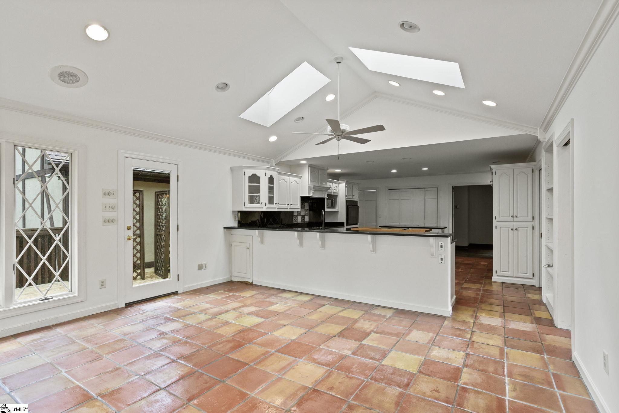 3 Parrish Court Greenville, SC 29607 - Photo 14 of 50 Gallery Image 14
