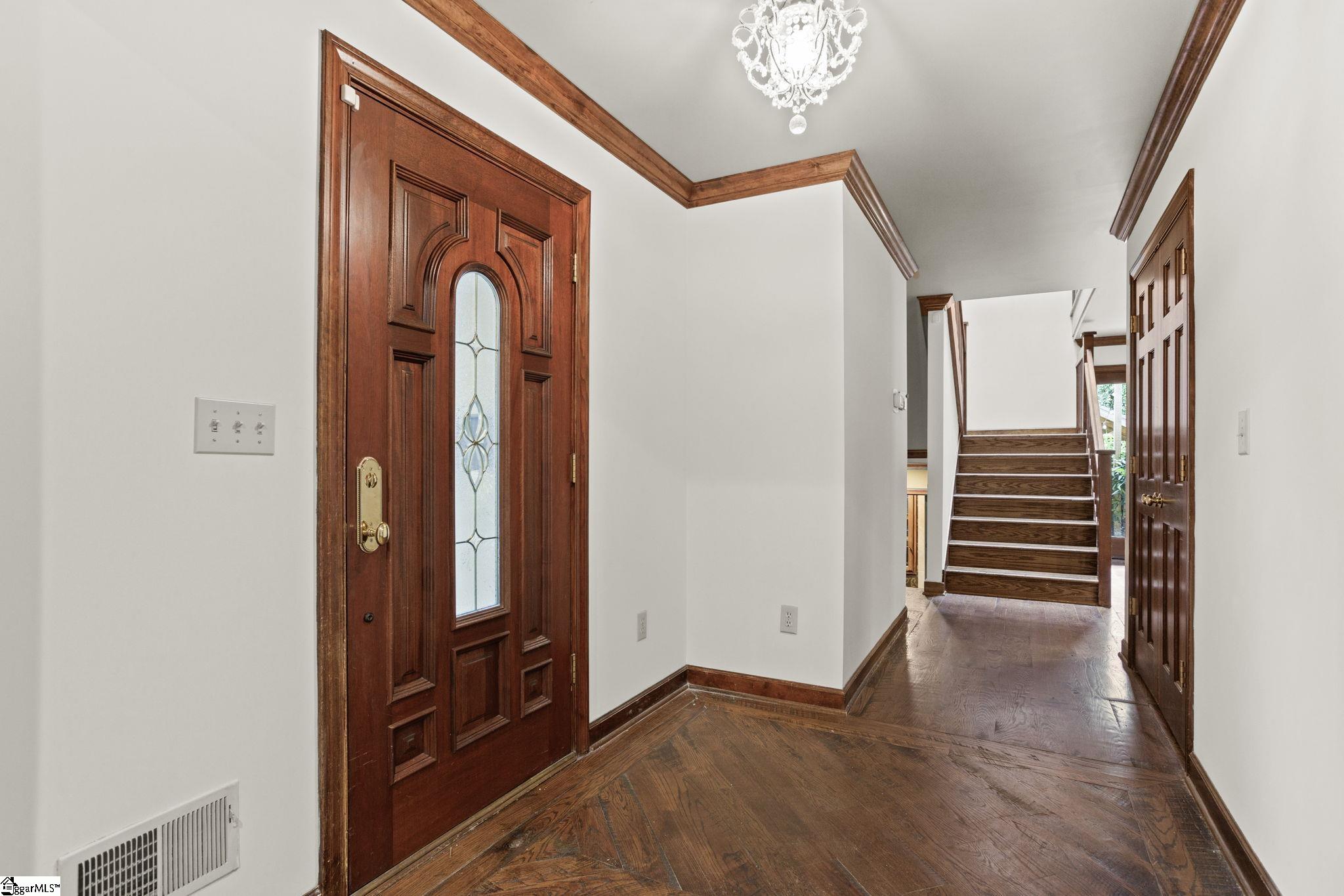 3 Parrish Court Greenville, SC 29607 - Photo 4 of 50 Gallery Image 4
