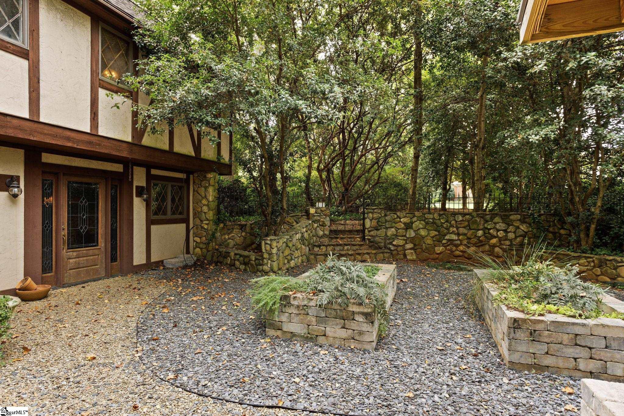 3 Parrish Court Greenville, SC 29607 - Photo 48 of 50 Gallery Image 48