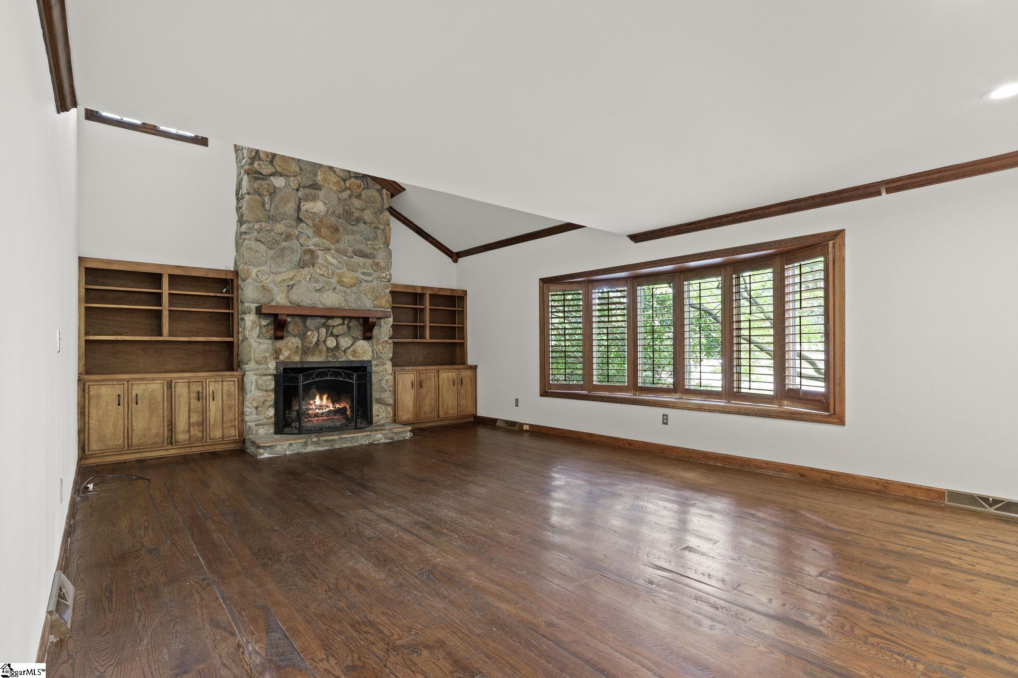 3 Parrish Court Greenville, SC 29607 - Photo 7 of 50 Gallery Image 7