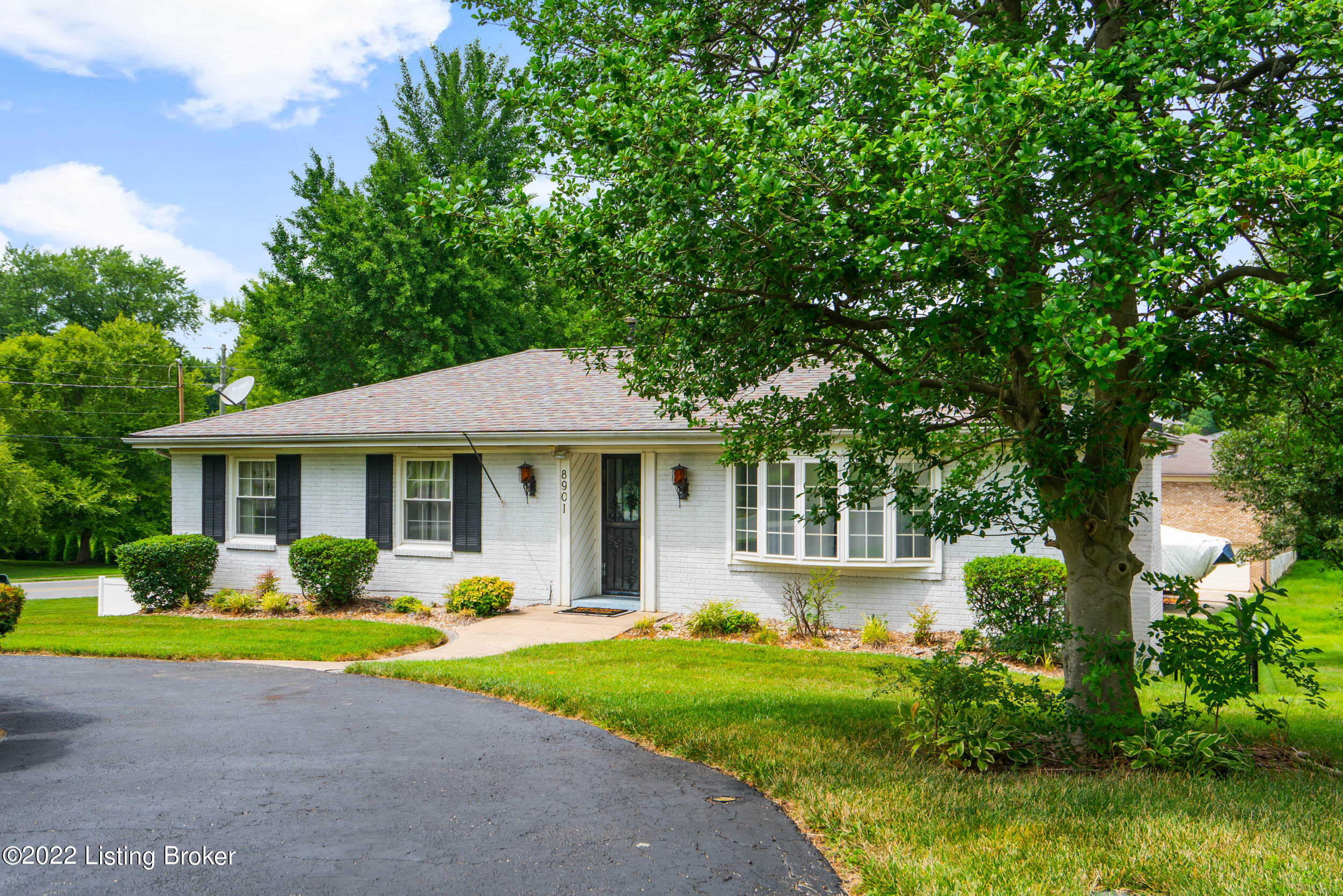8901 La Costa Road Louisville, KY 40299 - Photo 35 of 50 8901 La Costa Road-03