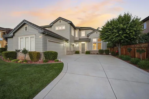 $1,799,999 | 1490 Avenida De Los Padres, Morgan Hill, CA 95037
