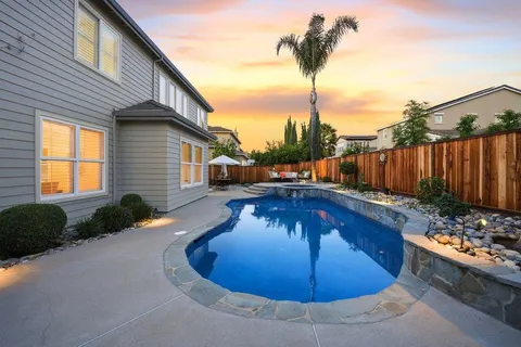 $1,799,999 | 1490 Avenida De Los Padres, Morgan Hill, CA 95037