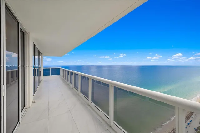 $18,000 | 1830 South Ocean Drive, Unit 4502, Hallandale Beach, FL 33009