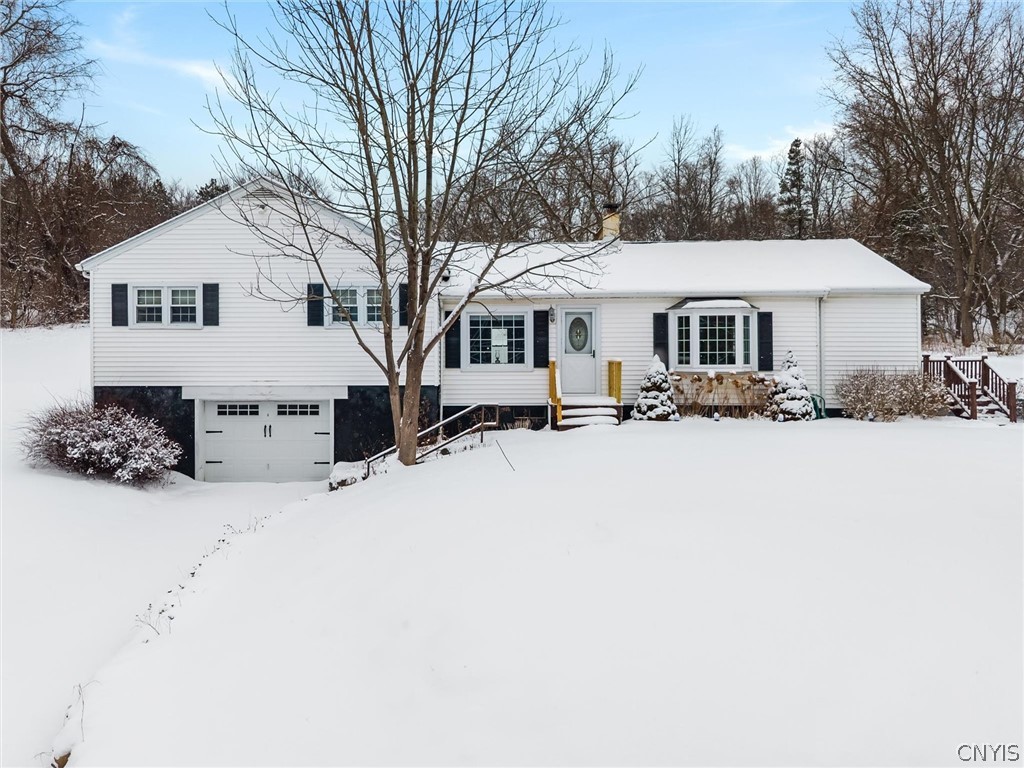 55 Clinton Street Tully, NY 13159 - Photo 2 of 31