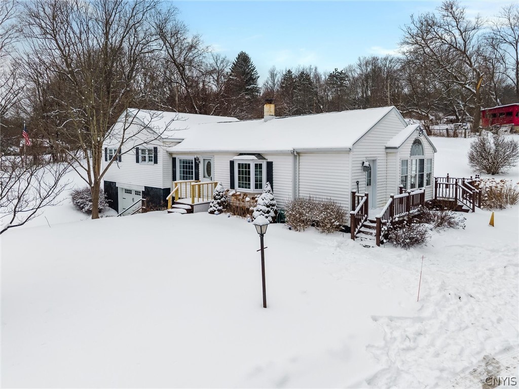 55 Clinton Street Tully, NY 13159 - Photo 3 of 31