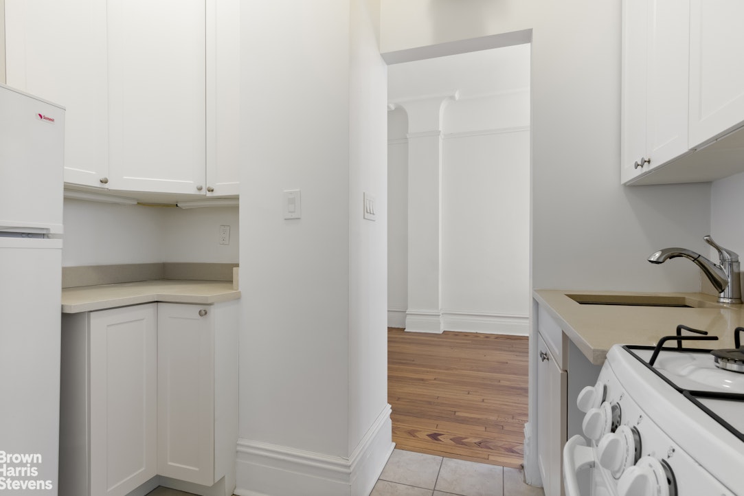 417 Riverside Drive, Unit 3B Manhattan, NY 10025 - Photo 8 of 10