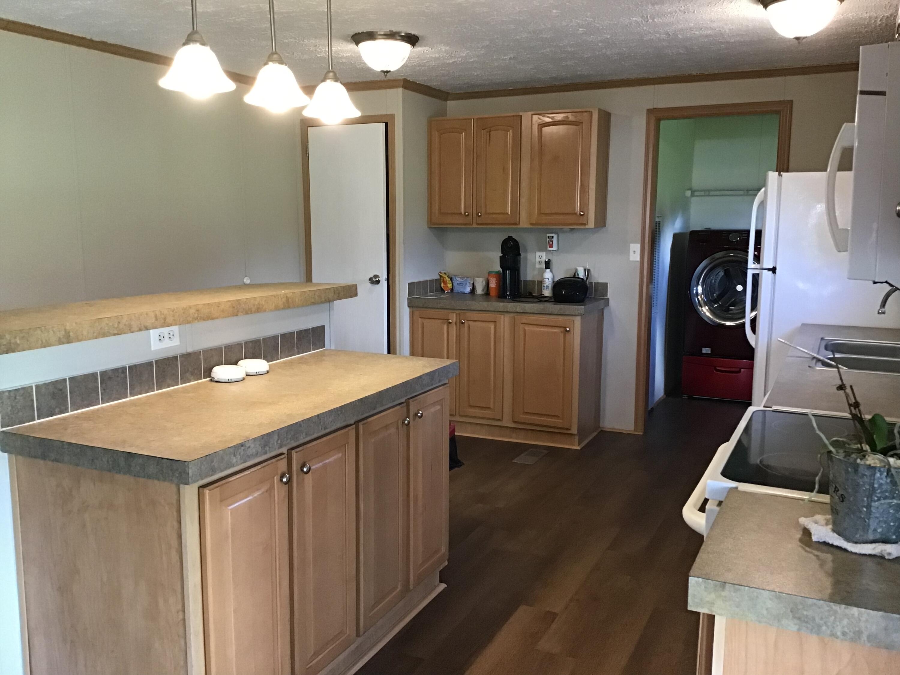 190 Dinwiddie Road Chuckey, TN 37641 - Photo 40 of 52 AF4DE498-1B73-4A06-AA54-6027491E6B42