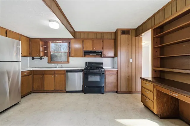 $160,000 | 101 Pine Circle, Jonesboro, GA 30236