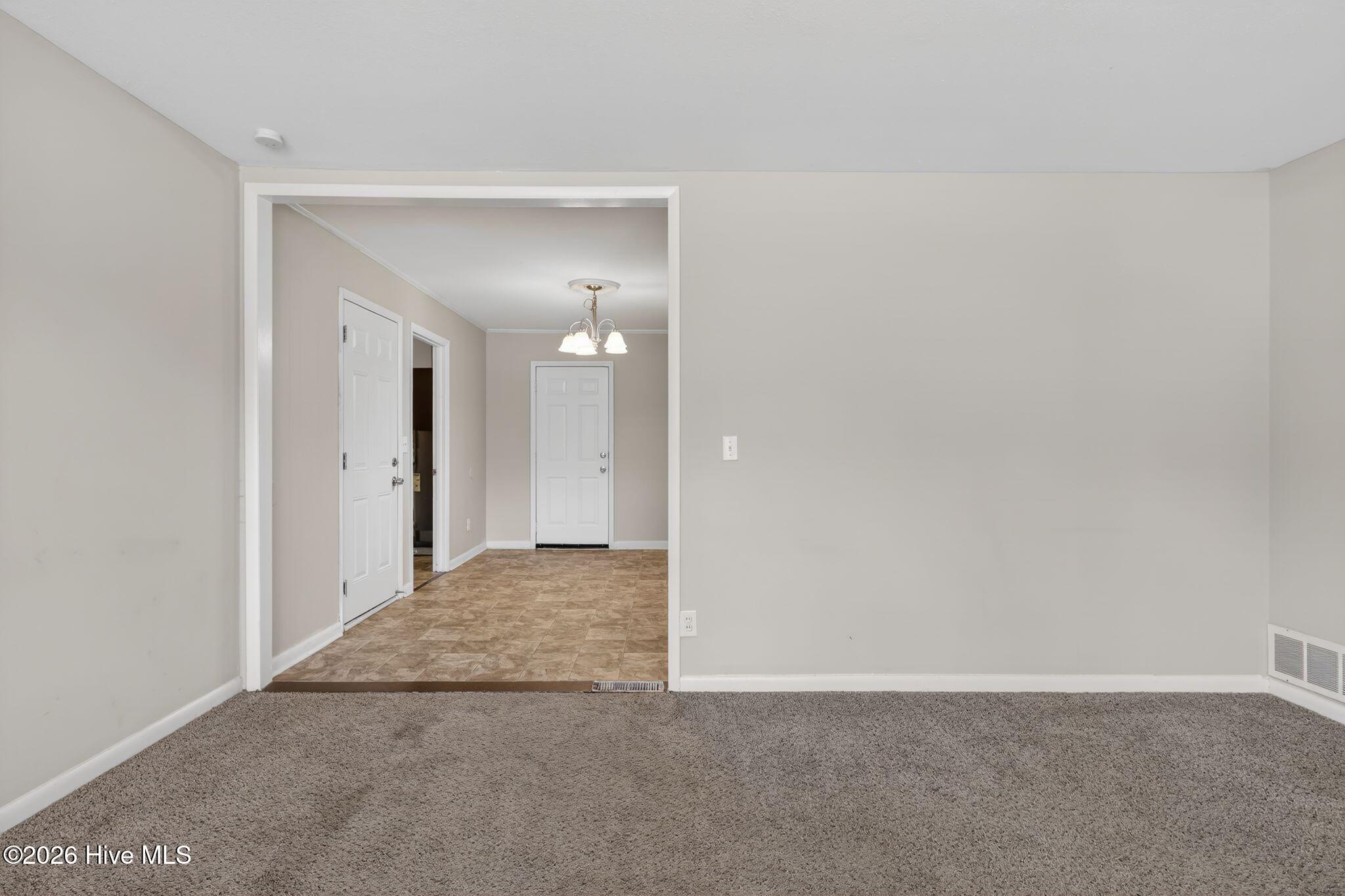 313 Belair Road North Augusta, SC 29841 - Photo 11 of 31 10_313_Belair_Rd_North_Augusta_SC_29841-