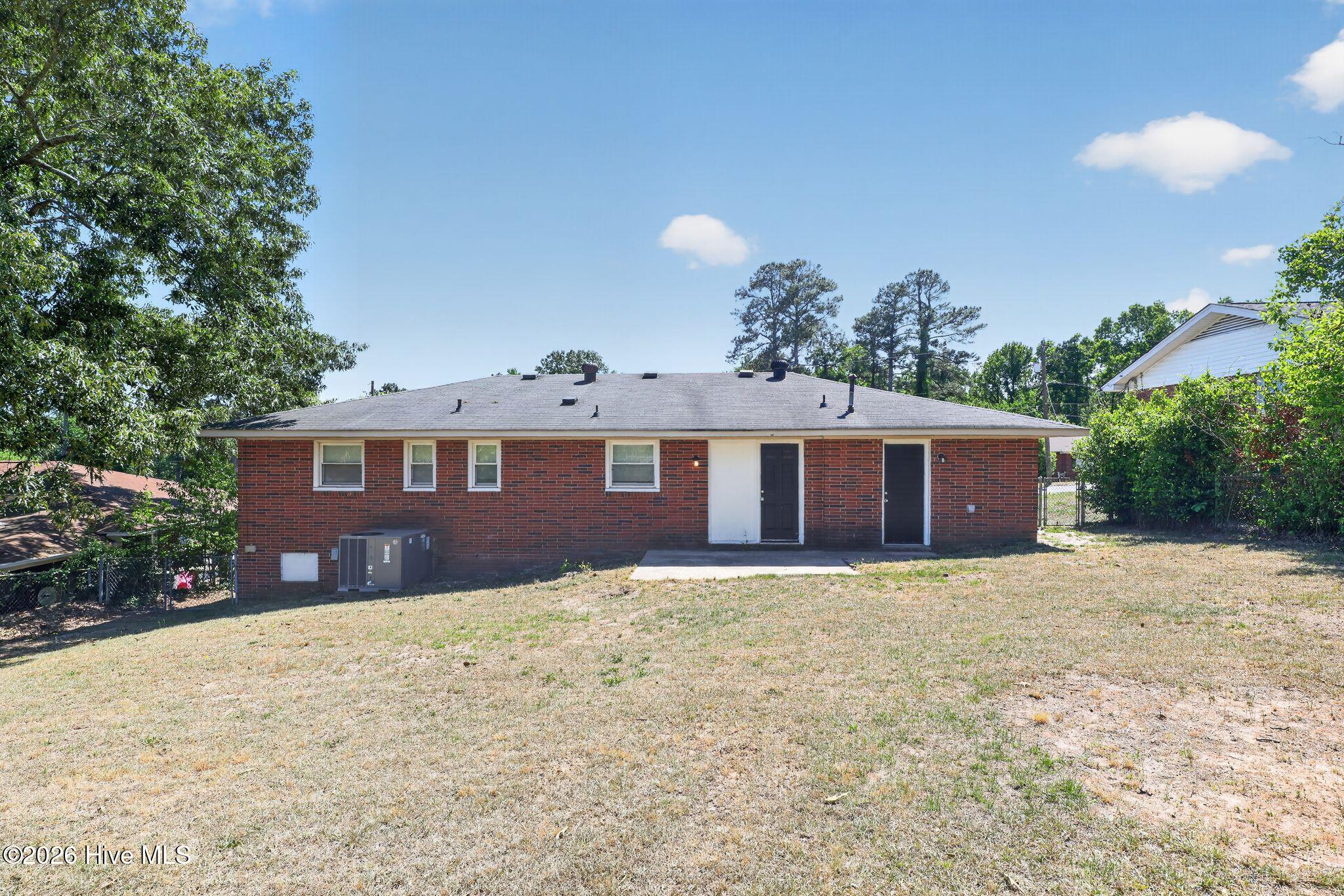 313 Belair Road North Augusta, SC 29841 - Photo 4 of 31 01_313_Belair_Rd_North_Augusta_SC_29841-