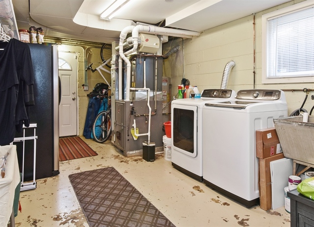 1425 Brummel Street Evanston, IL 60202 - Photo 20 of 24 a storage room with cabinets