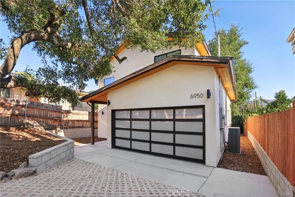 6950 Beckett Street Tujunga, CA 91042 - Photo 11 of 37