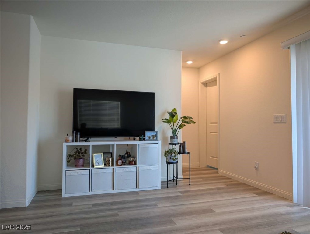 6830 Truffle Gray Street Las Vegas, NV 89148 - Photo 15 of 33