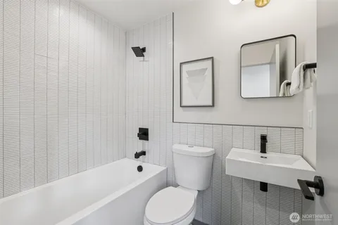 $1,149,000 | 2628 58th Avenue Southwest, Seattle, WA 98116