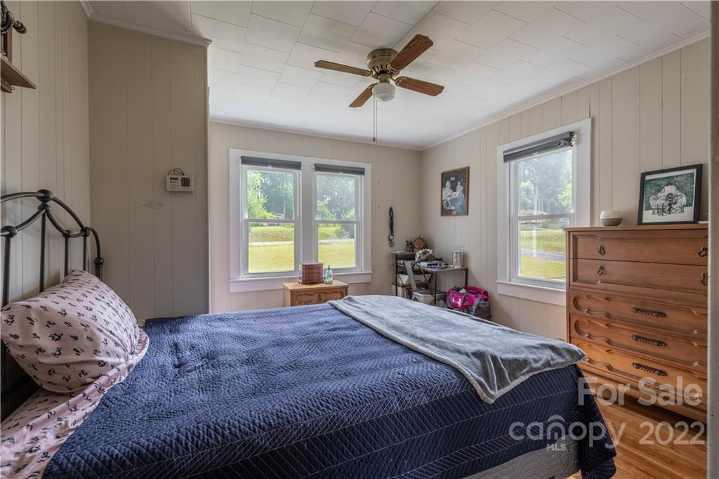 2190 Pine Ridge Avenue Morganton, NC 28655 - Photo 8 of 13 Gallery Image 8
