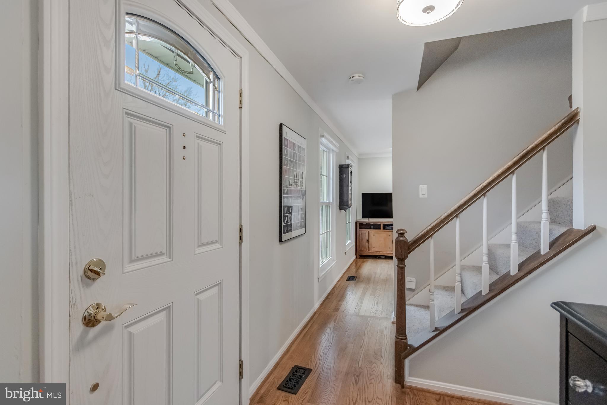 2232 Deckman Lane Silver Spring, MD 20906 - Photo 12 of 47 Entrance foyer