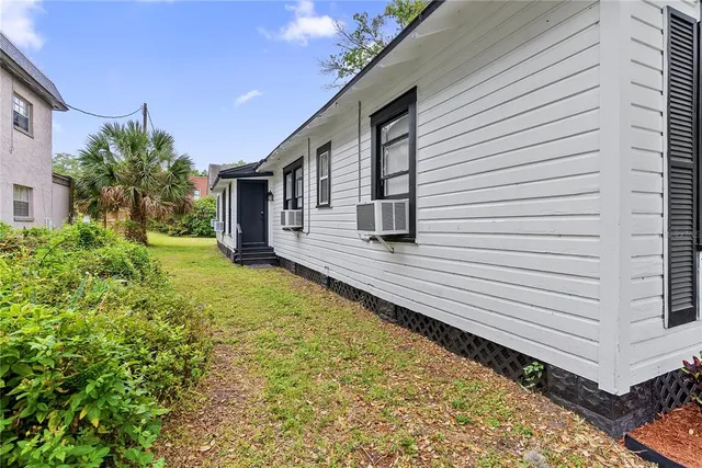 $2,000 | 412 Harwood Street, Unit 2, Orlando, FL 32803