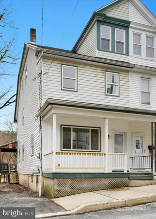 $200,000 | 242 Van Gelder Street, Tamaqua, PA 18252