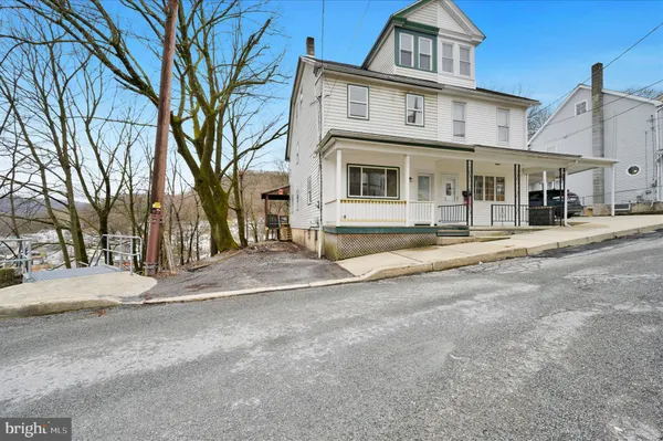 $200,000 | 242 Van Gelder Street, Tamaqua, PA 18252