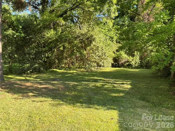 $1,800 | 2565 Brentwood Place, Charlotte, NC 28208