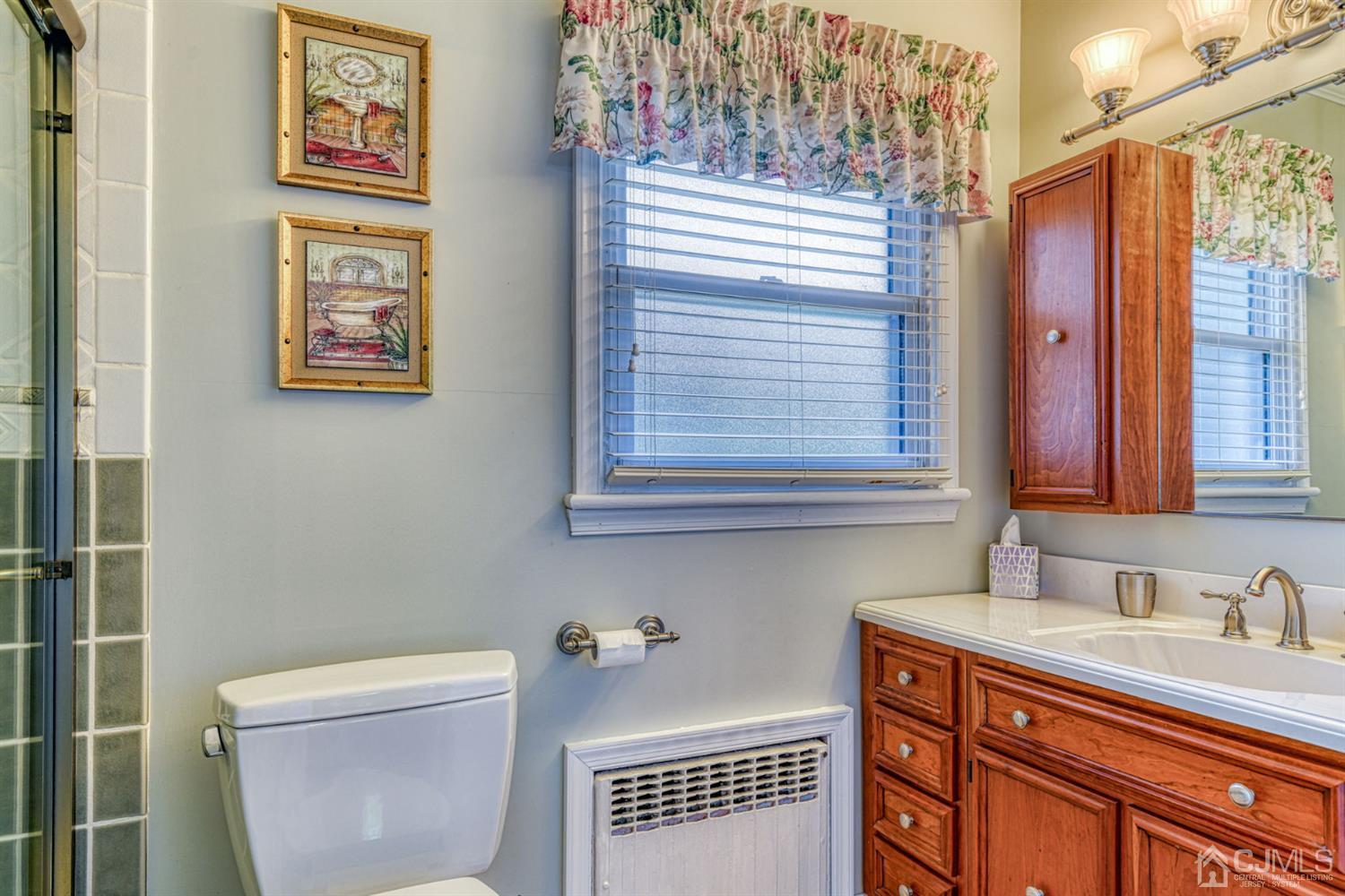 315 Franklin Road North Brunswick, NJ 08902 - Photo 21 of 34 Gallery Image 21