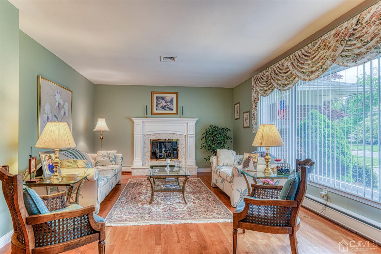 315 Franklin Road North Brunswick, NJ 08902 - Photo 5 of 34 Gallery Image 5