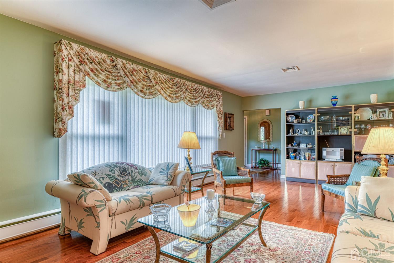 315 Franklin Road North Brunswick, NJ 08902 - Photo 7 of 34 Gallery Image 7