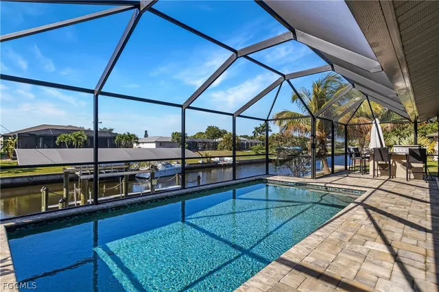 $2,800 | 1502 Southeast 29th Street, Cape Coral, FL 33904