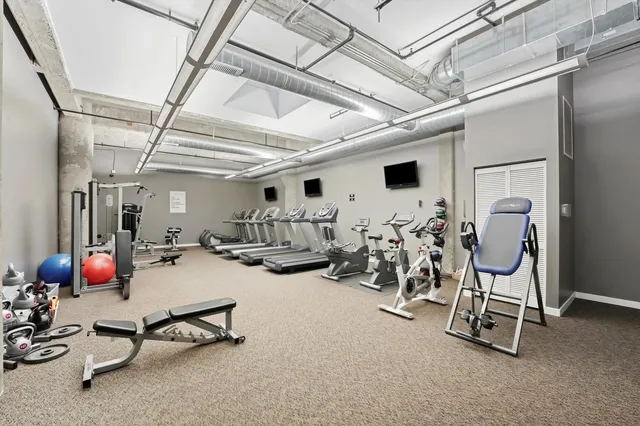 $309,000 | 3963 West Belmont Avenue, Unit 202, Chicago, IL 60618