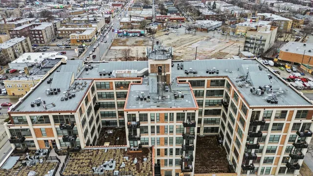 $309,000 | 3963 West Belmont Avenue, Unit 202, Chicago, IL 60618