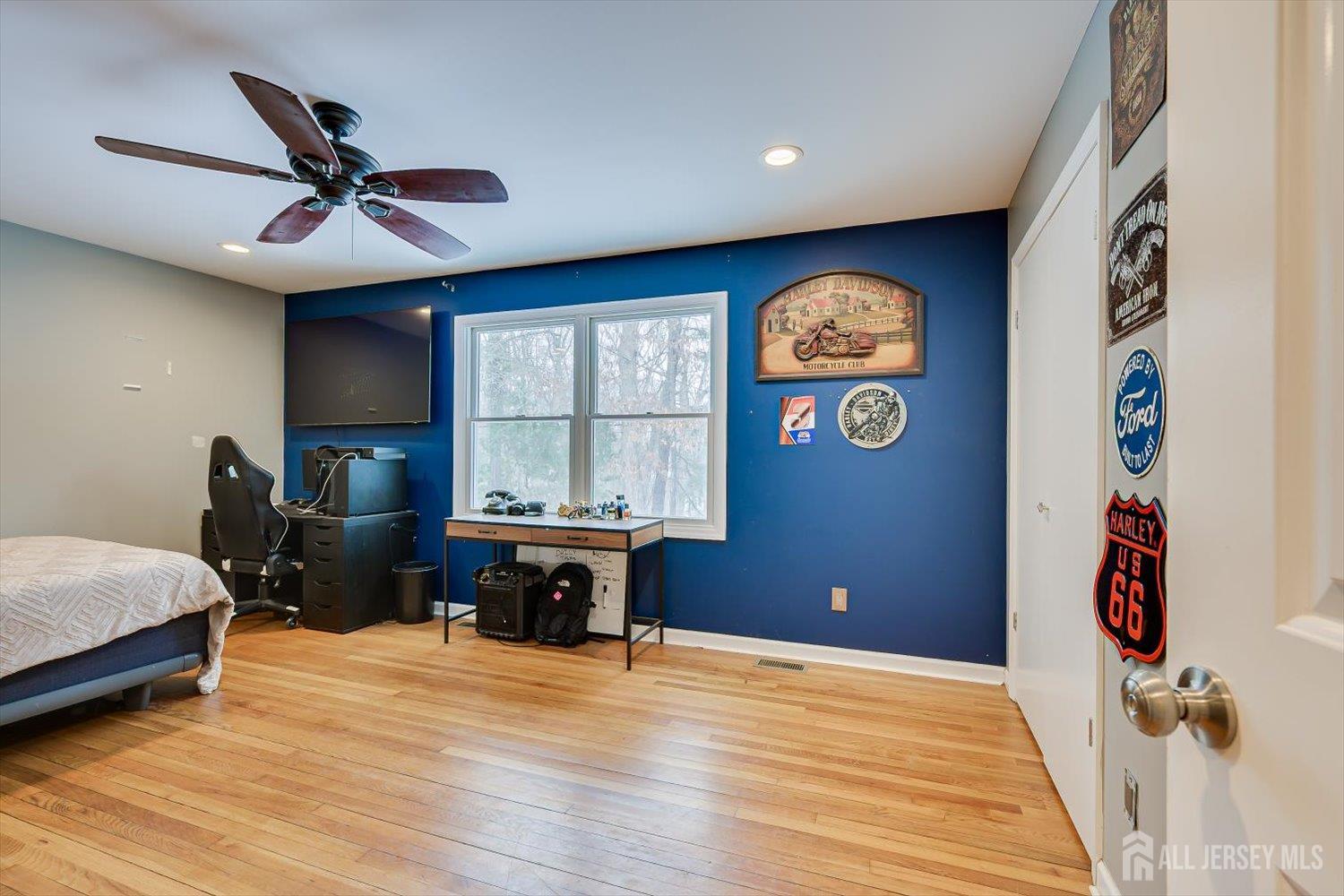 163 Dutch Road East Brunswick, NJ 08816 - Photo 22 of 47