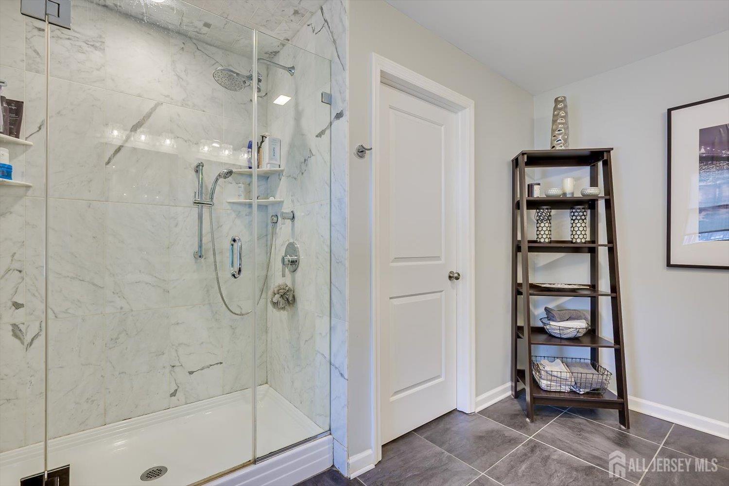 163 Dutch Road East Brunswick, NJ 08816 - Photo 26 of 47