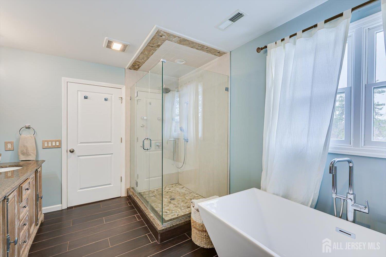 163 Dutch Road East Brunswick, NJ 08816 - Photo 30 of 47