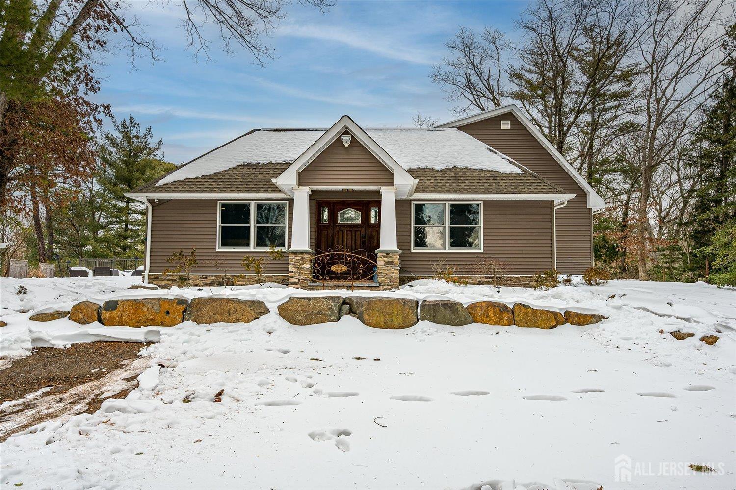 163 Dutch Road East Brunswick, NJ 08816 - Photo 3 of 47