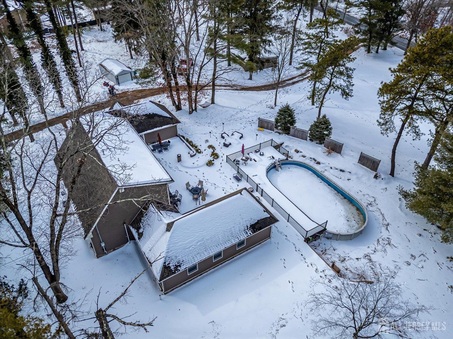 163 Dutch Road East Brunswick, NJ 08816 - Photo 6 of 47