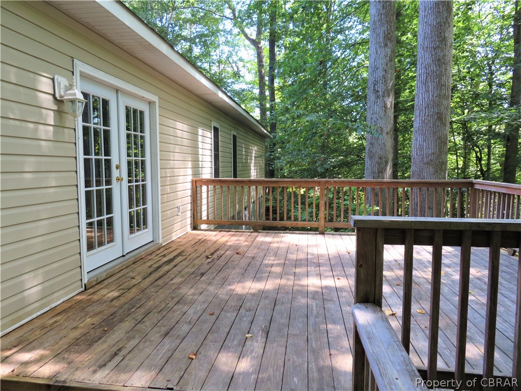 102 Burning Tree Road Hartfield, VA 23071 - Photo 6 of 21 Gallery Image 6