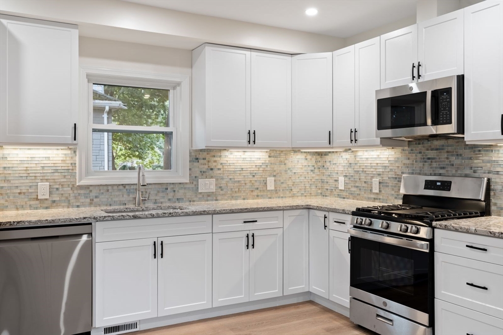 4 Wallingford Road Boston, MA 02135 - Photo 5 of 41 Gallery Image 5